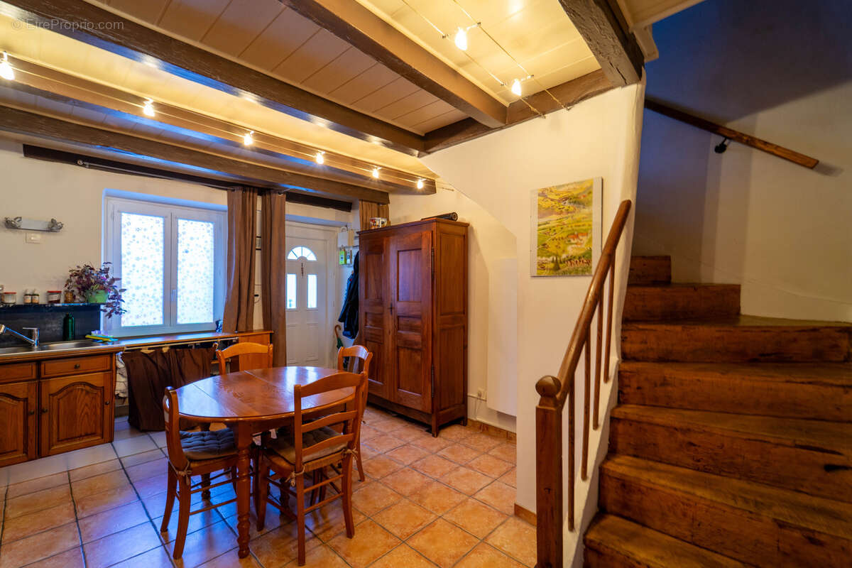 Maison à ROSSILLON