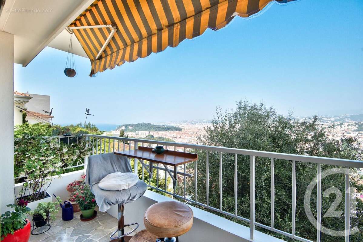 Appartement à NICE