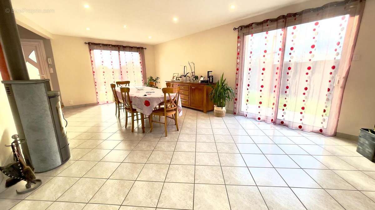 Photo 5 - Maison à LA BAZOGE-MONTPINCON