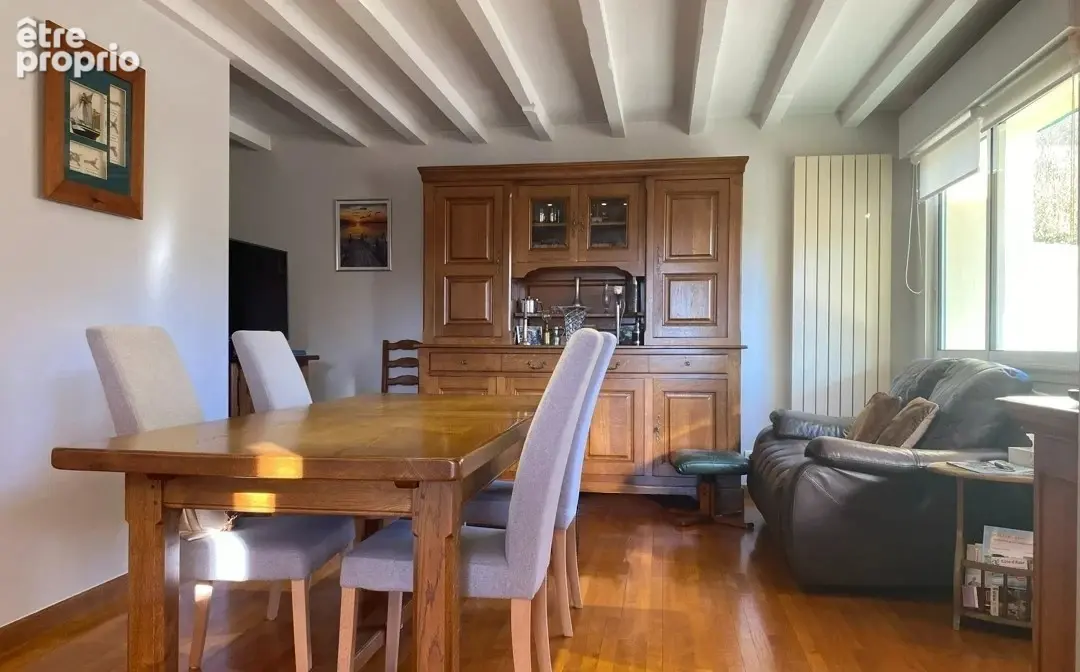 Appartement en rez de chaussée sur les hauteurs de Salins -Les-Bains - photo 3