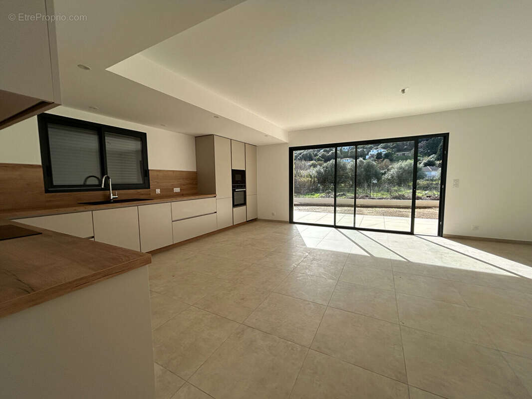 Appartement à BORGO