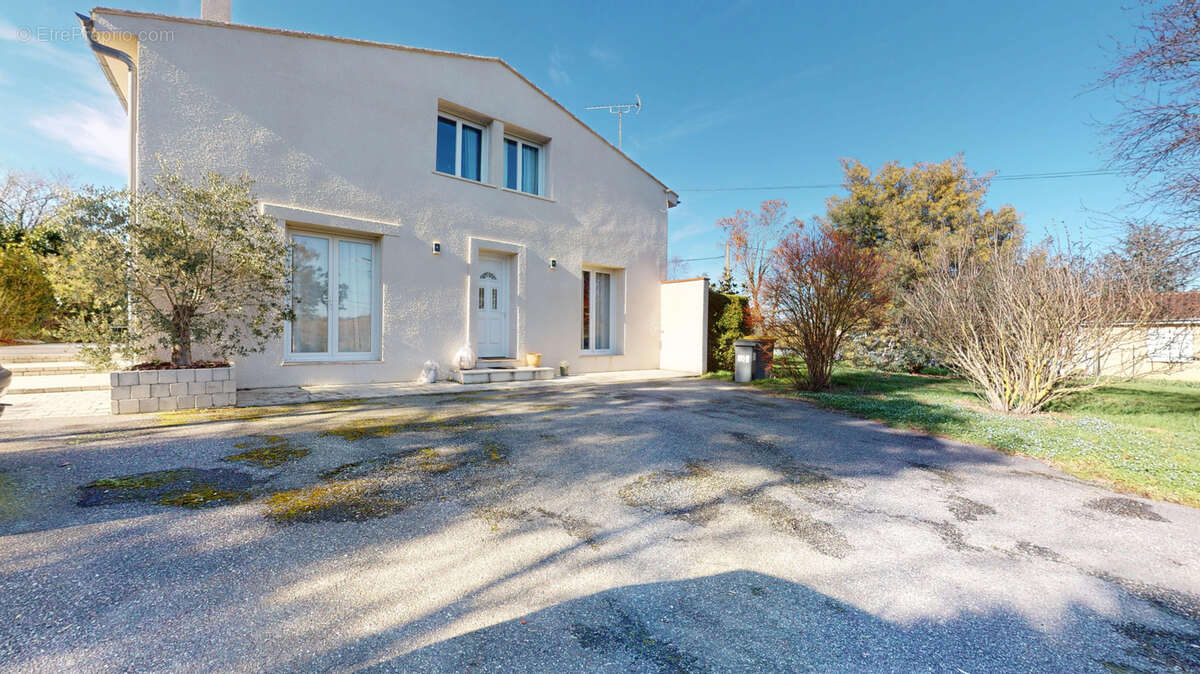 Maison à LEZAT-SUR-LEZE