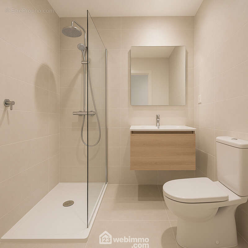 Un projet d?aménagement moderne vous permet d?imaginer le potentiel après travaux. - Appartement à REIMS