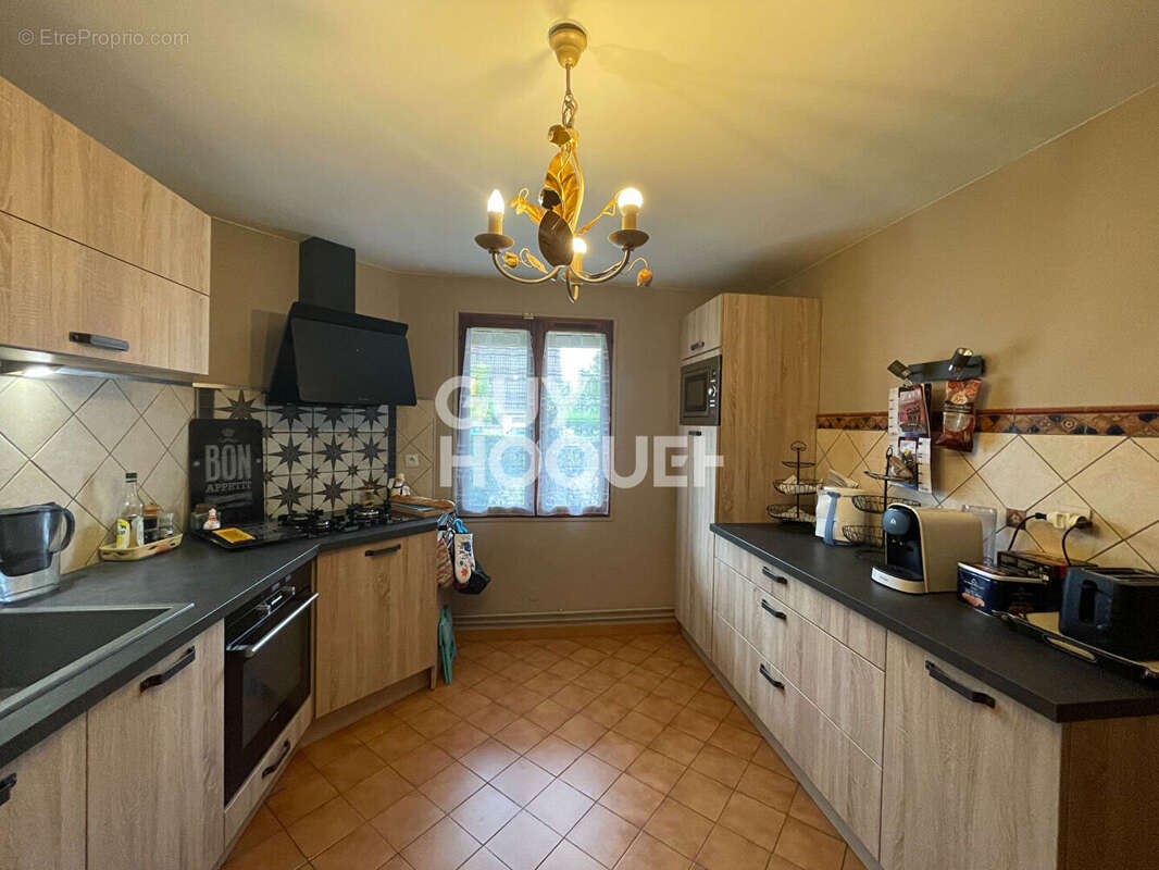 Maison à OZOIR-LA-FERRIERE