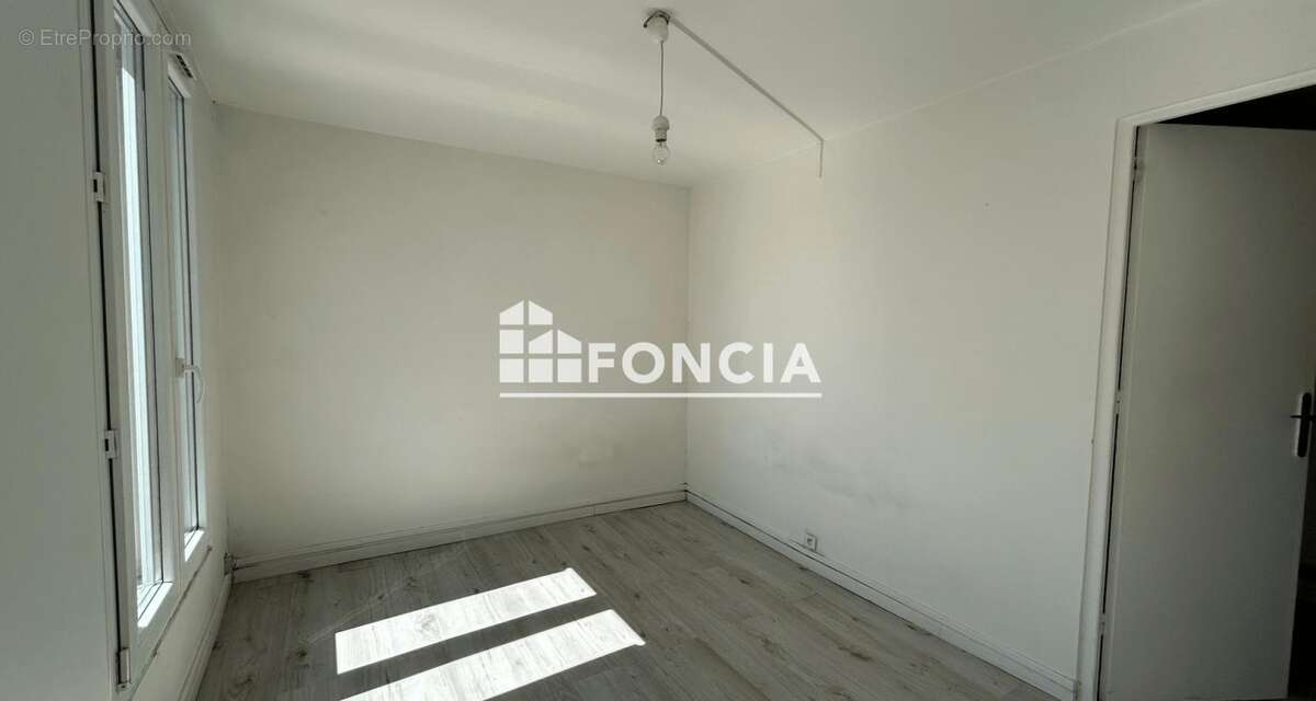 Appartement à SAINT-DENIS