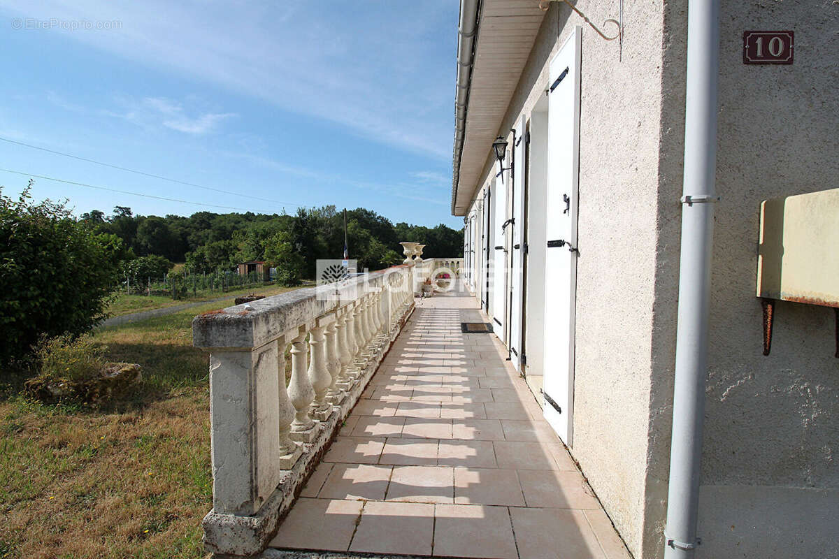 Agréable plain-pied de 124 m² situé sur la commune de Mareuil en Périgord - photo 2