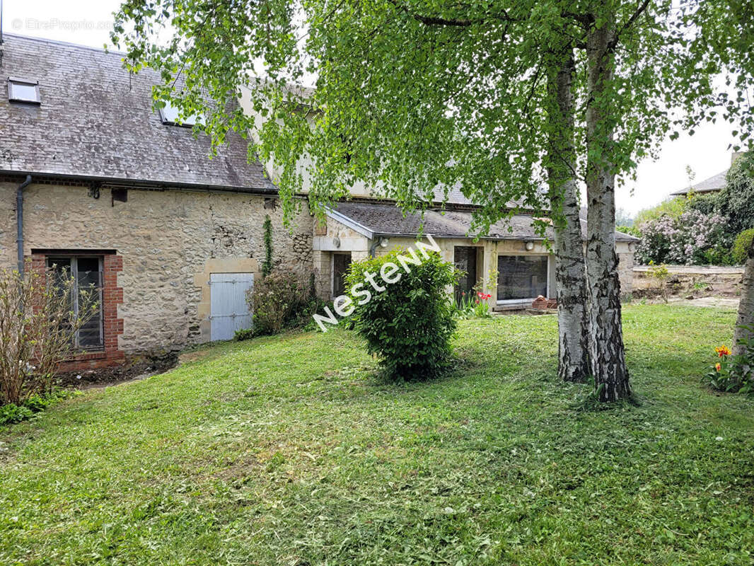 Maison à ROMAIN