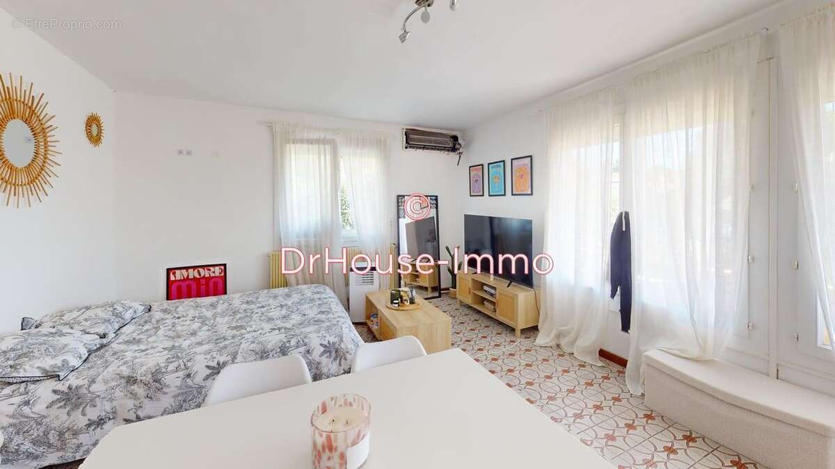 Maison à SAUSSET-LES-PINS