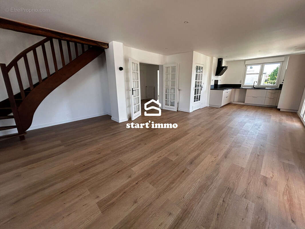 Maison Rioz 7 pièces 161 m2 - photo 2