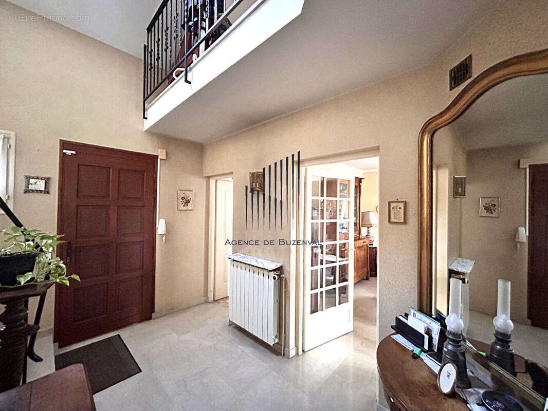 Maison à RUEIL-MALMAISON