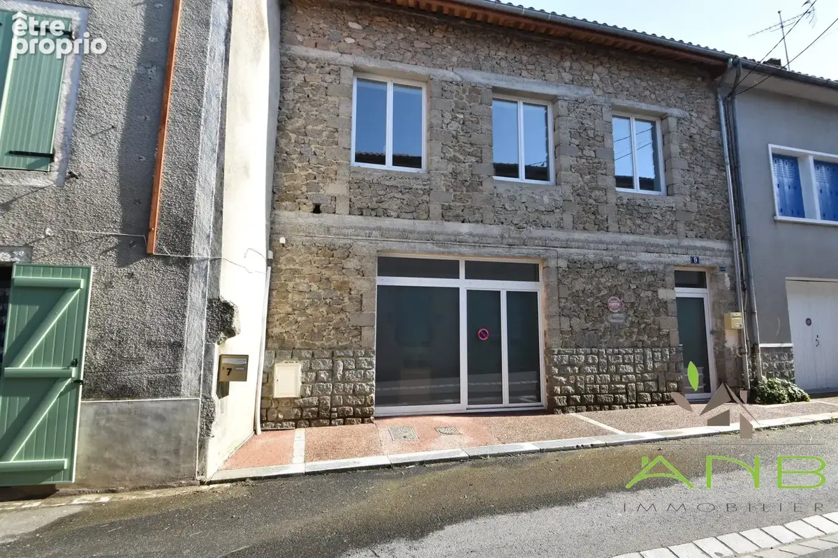 Maison 2 pièces 141 m² à vendre à Piegut-Pluviers (24360) - photo 2