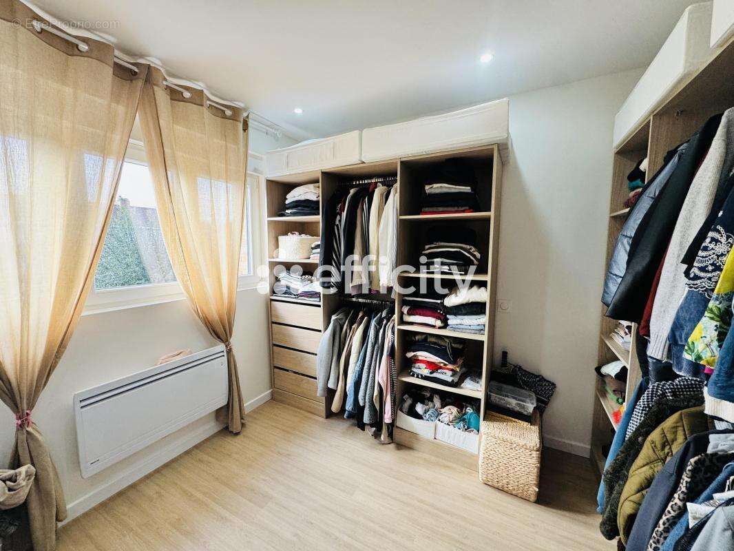 Maison à FACHES-THUMESNIL