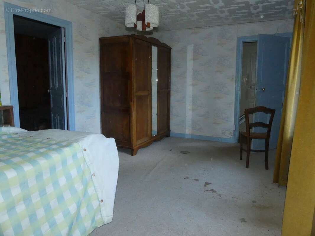 Maison à SAINT-PIERRE-DE-VARENNES