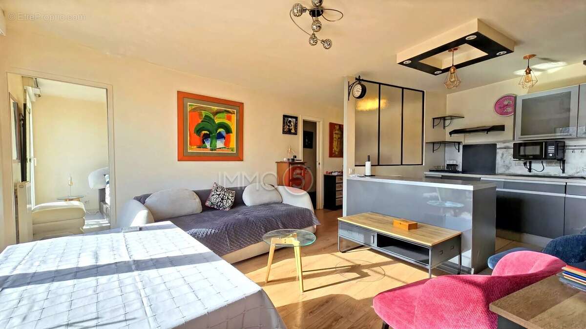 Appartement à LE RAINCY