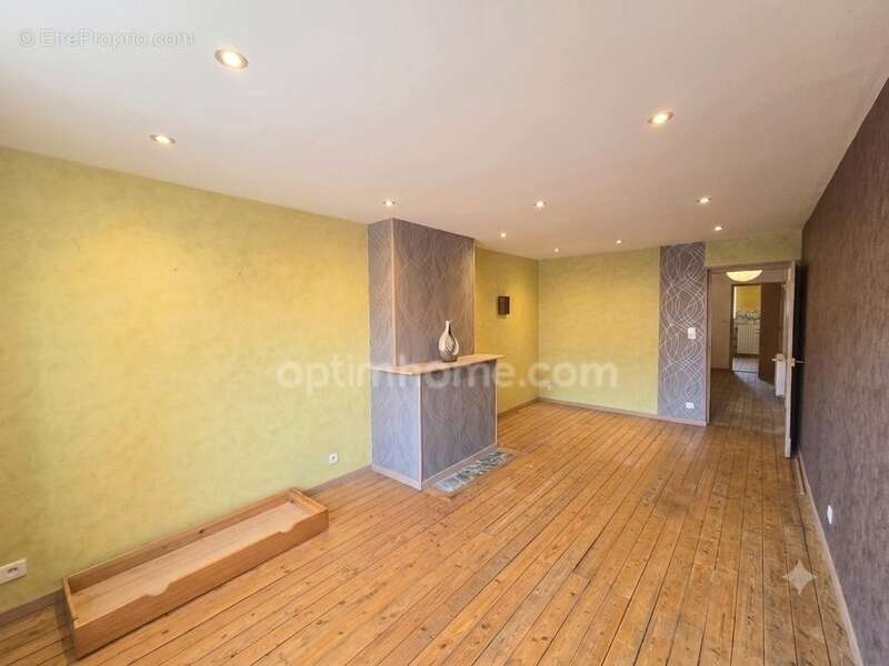 Maison à vendre 3 chambres et jardin à ROMAGNE SOUS MONTFAUCON (55) - photo 9