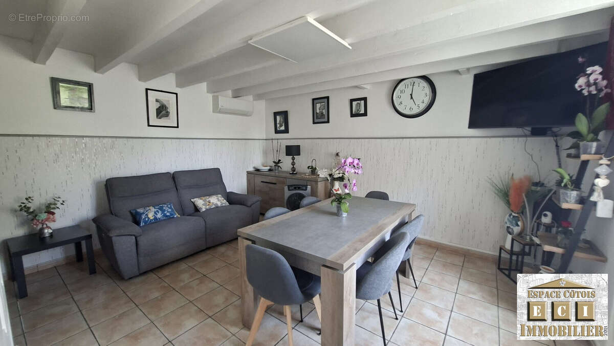 Maison à GILLONNAY