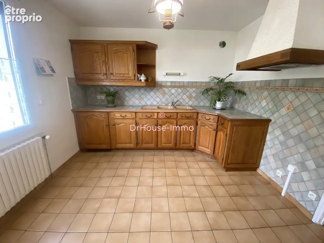 Maison 4 pièces 93 m² à vendre à Saint-Nicolas-D'aliermont (76510) - photo 2