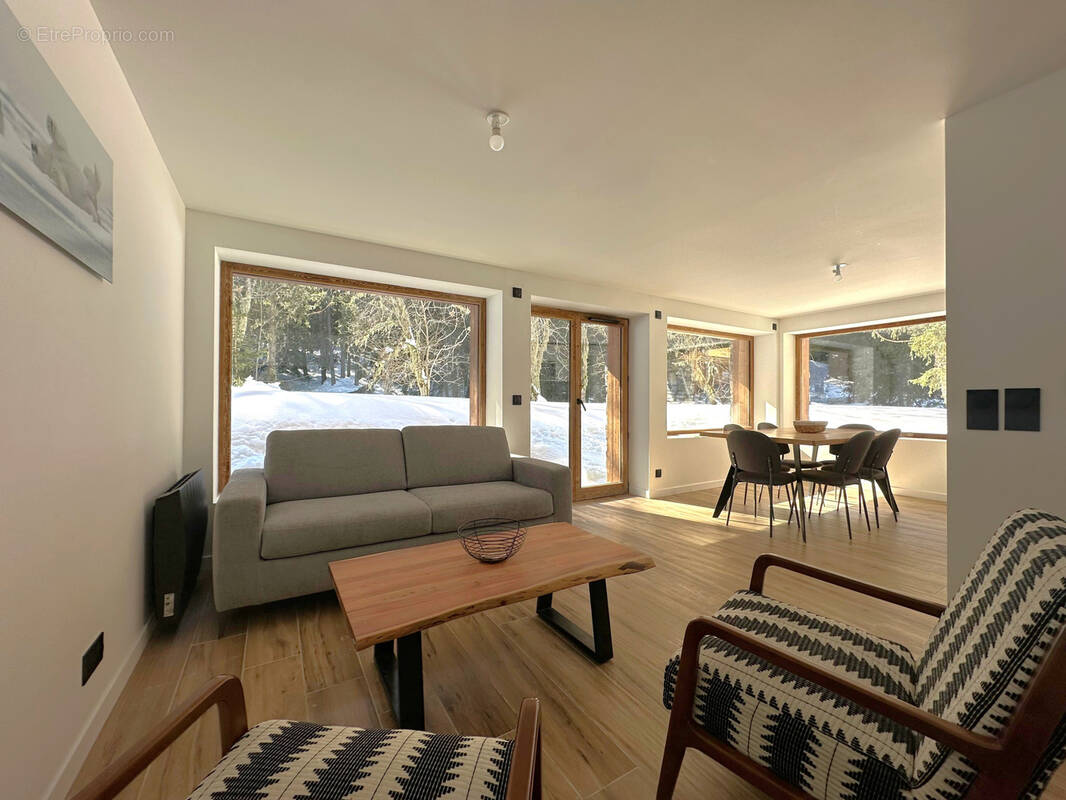 Appartement à LA PERRIERE