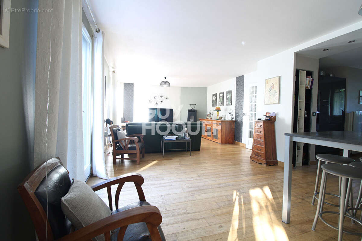 Maison à BRIE-COMTE-ROBERT