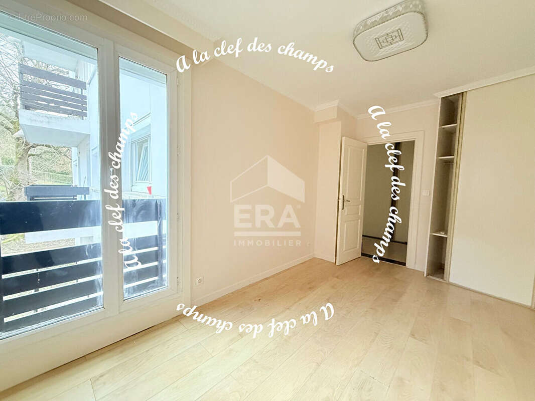 Appartement à GIF-SUR-YVETTE