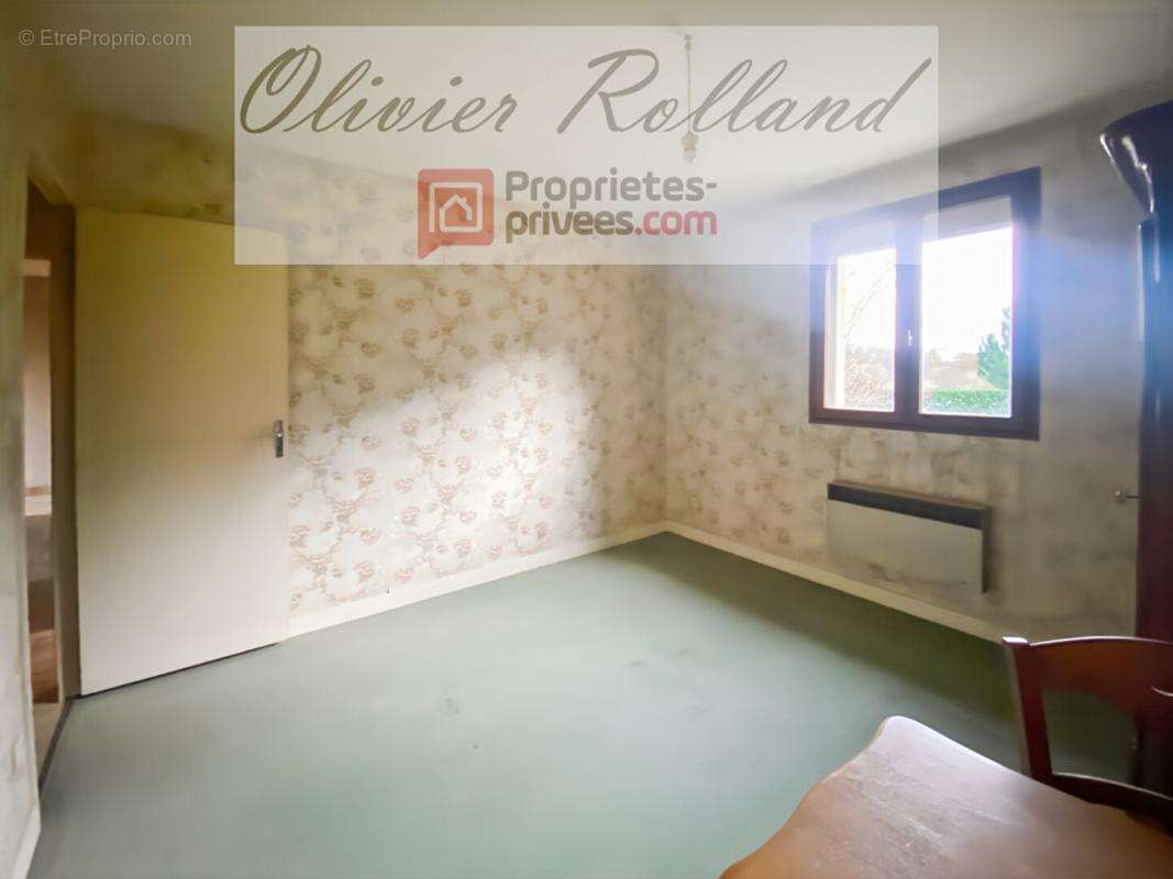 Maison à FAVERAYE-MACHELLES