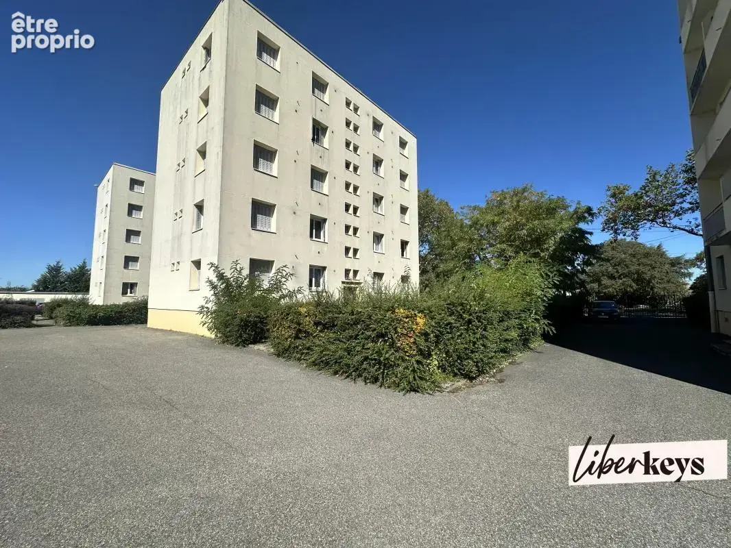 Meyzieu – Appartement 3 pièces de 56,75 m² avec balcon, cave et stationnement - photo 7