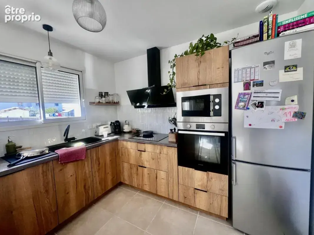 Maison 4 pièces 91 m² à vendre à Garons (30128) - photo 3