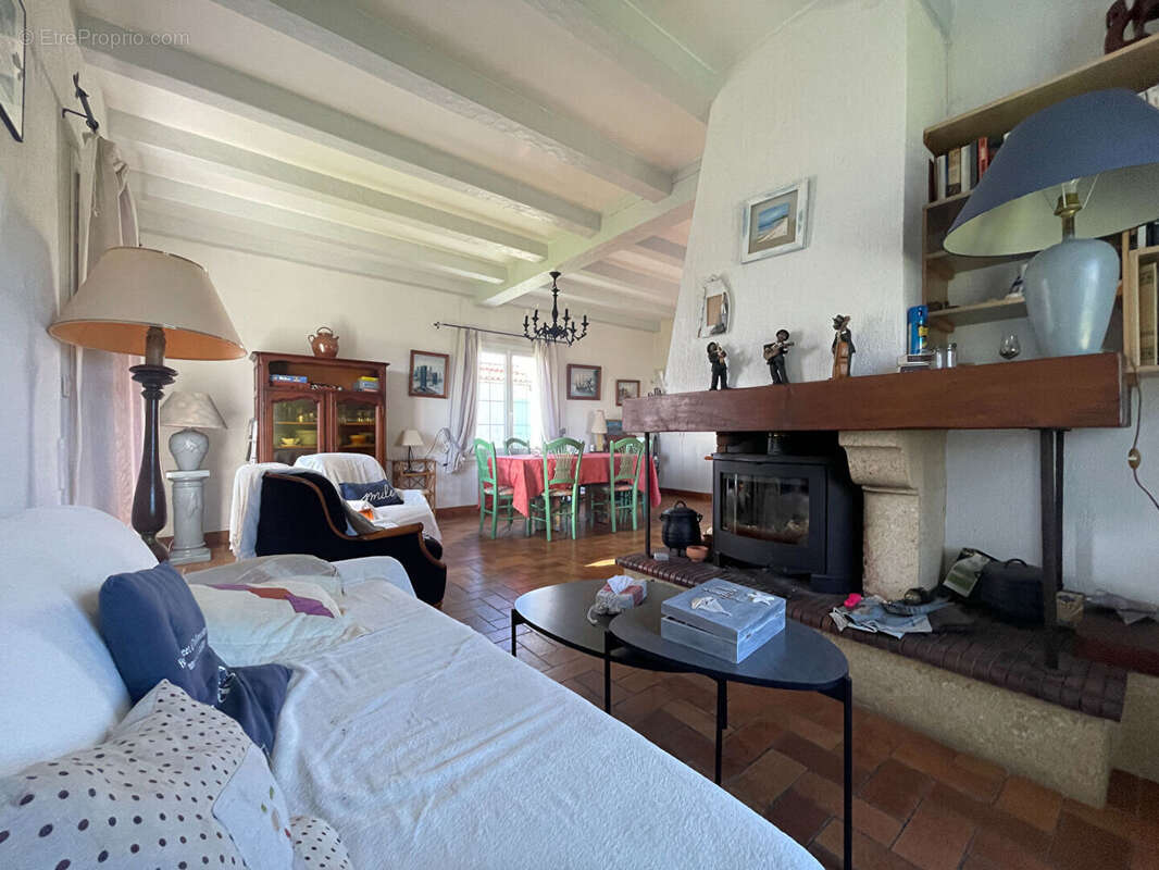 Maison à LA BREE-LES-BAINS