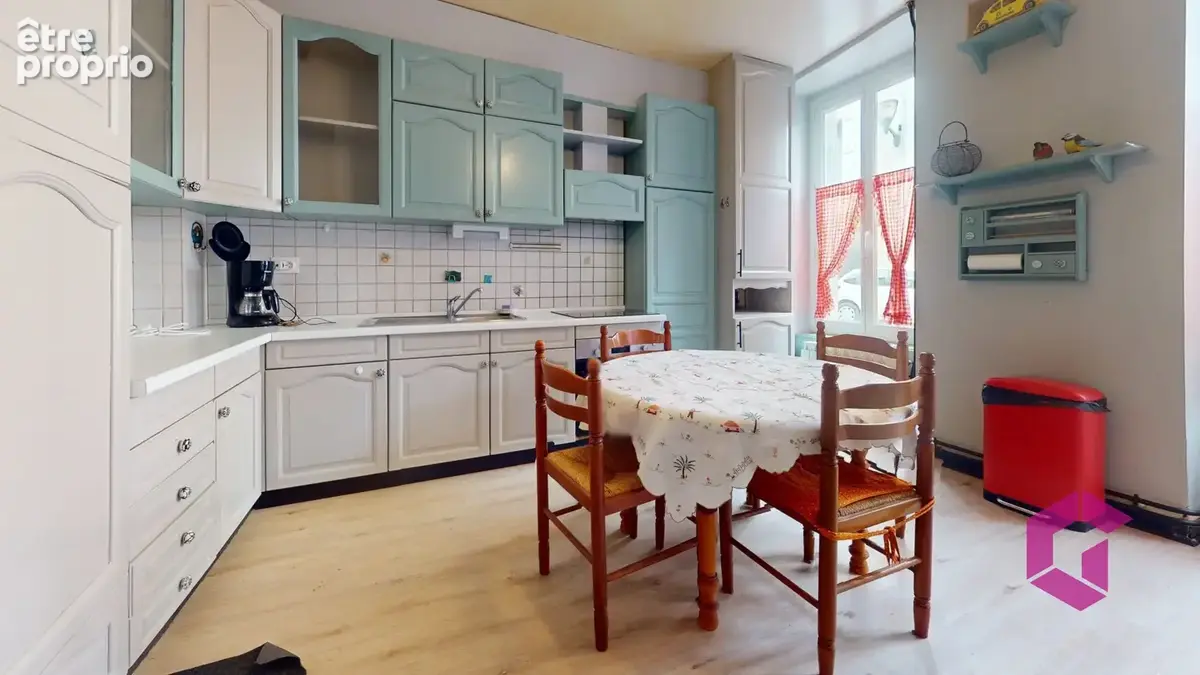 Saint Germain Lembron, Maison 120m2 hab. avec 5 chambres - photo 2