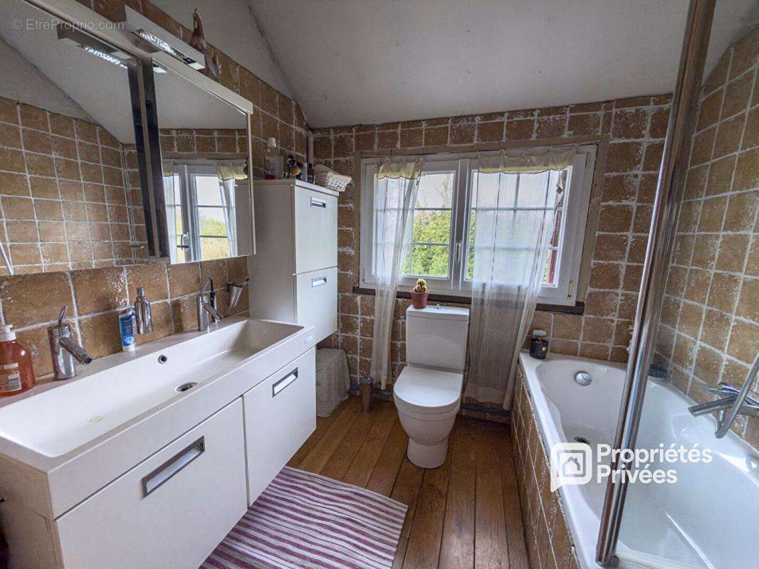 Mesnils-sur-iton longère de 160 m², piscine, dépendances, cadre bucolique - 299 900  hai - photo 15