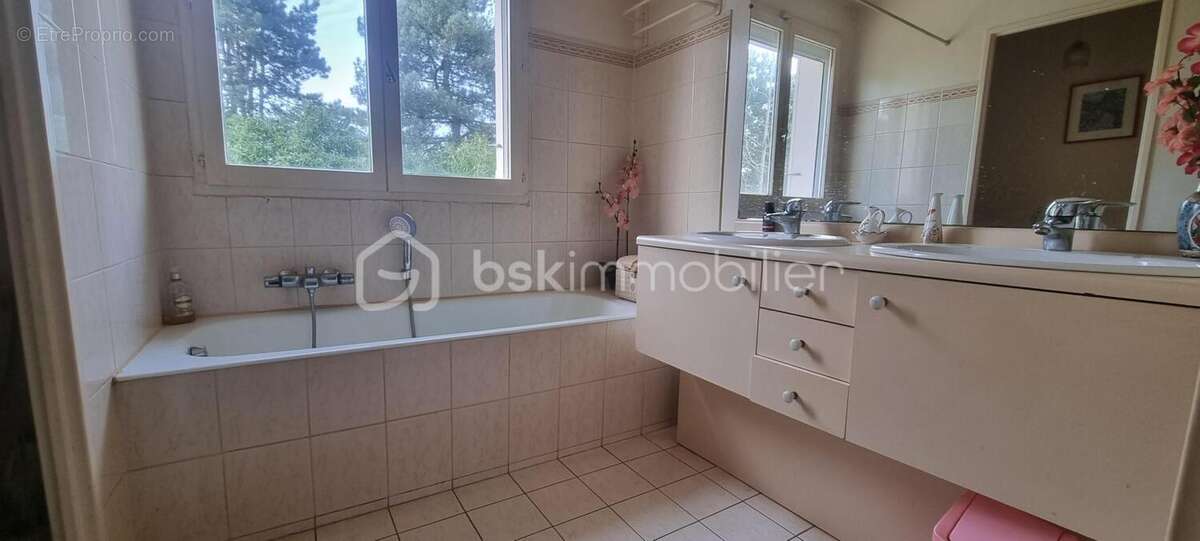 Maison à SAINT-GERMAIN-LES-CORBEIL