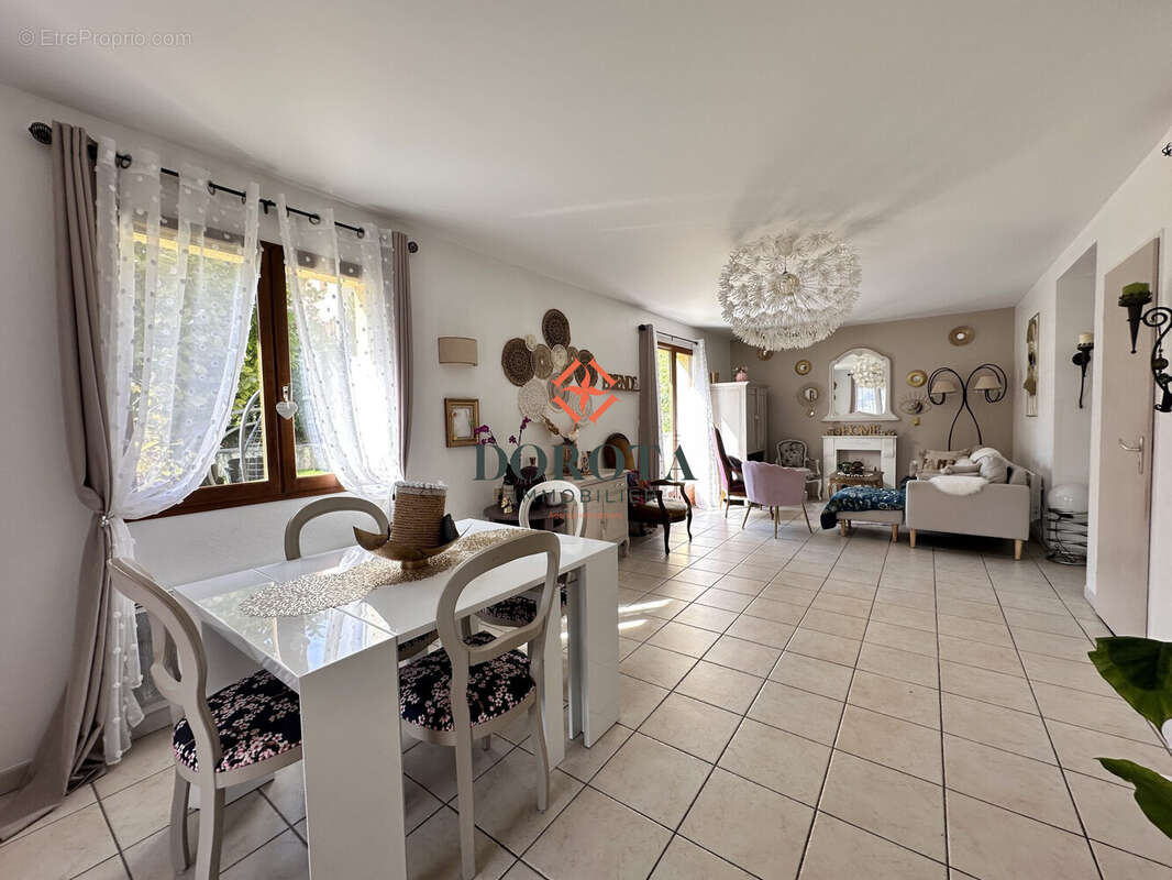 Maison à SAINT-PIERRE-D&#039;ALLEVARD