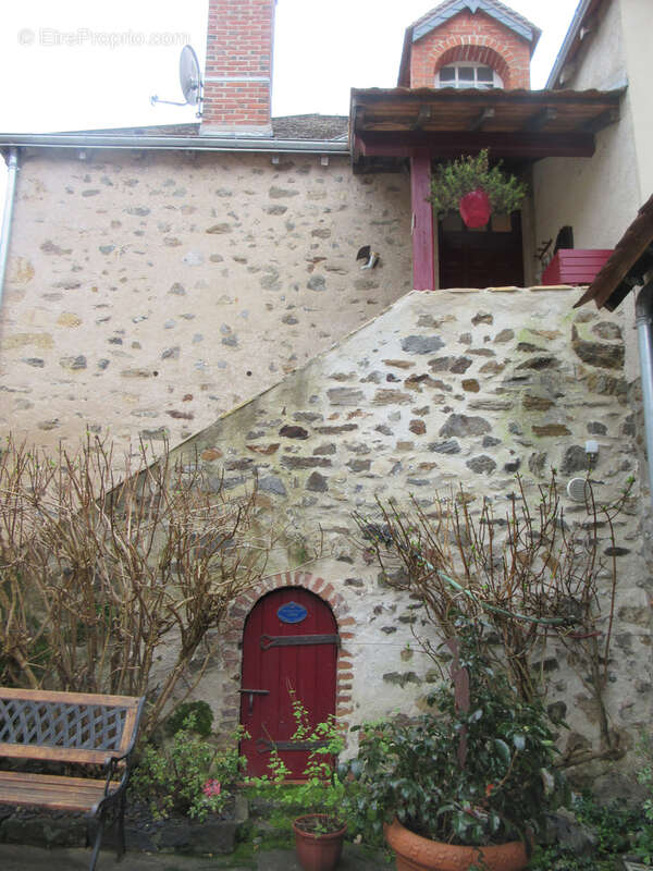 Maison à GARGILESSE-DAMPIERRE
