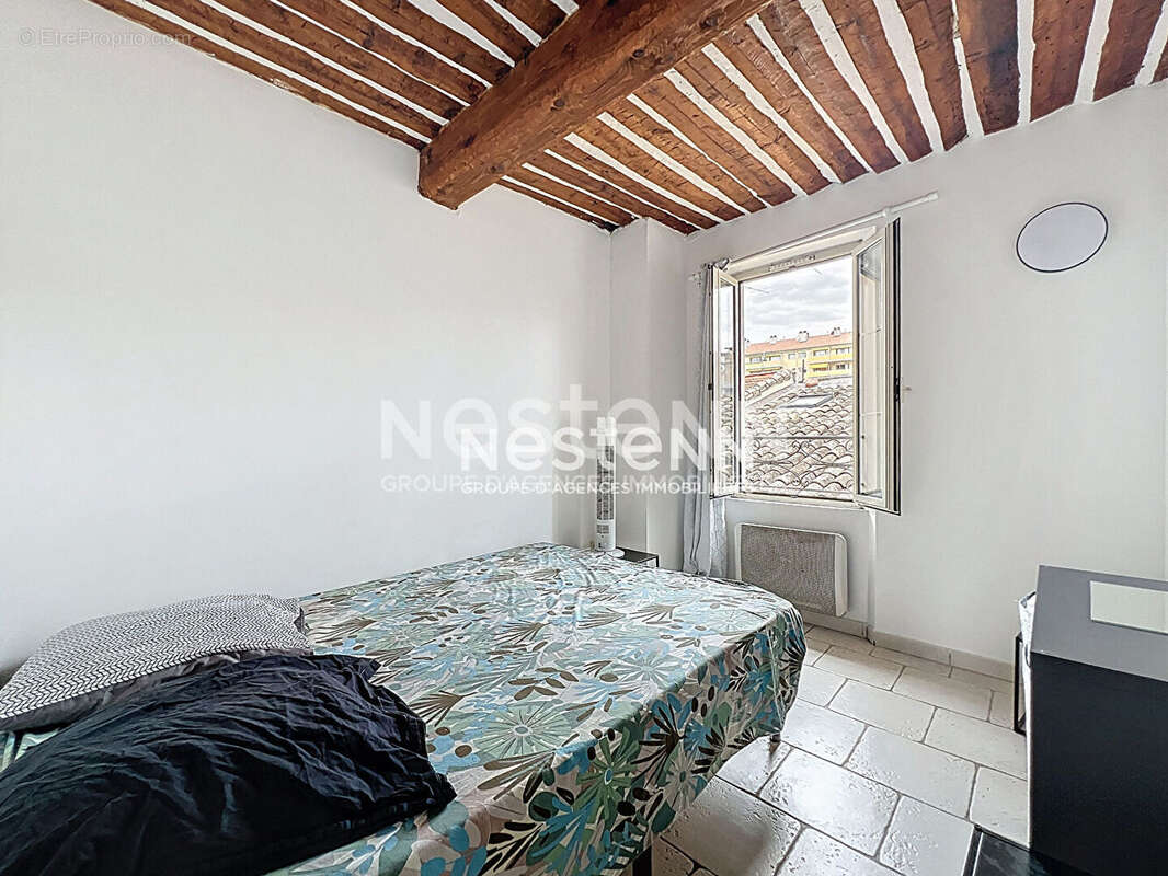 Appartement à VALLAURIS