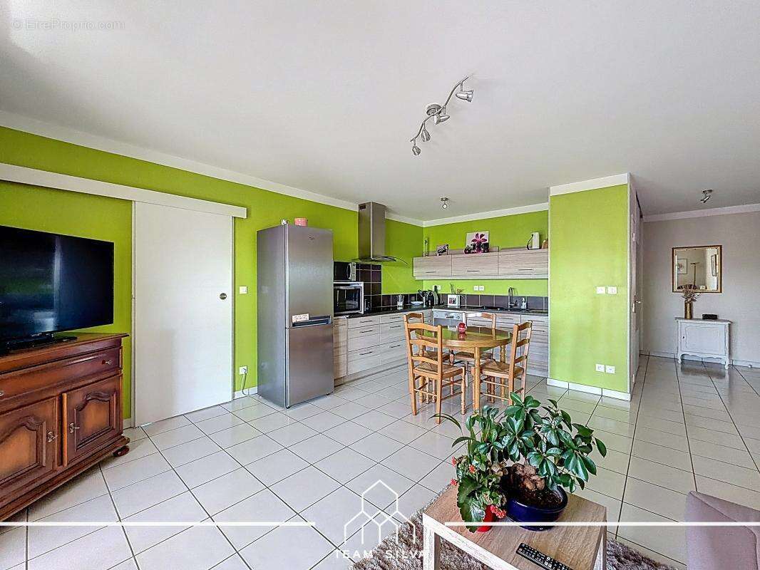 Appartement à FEYZIN