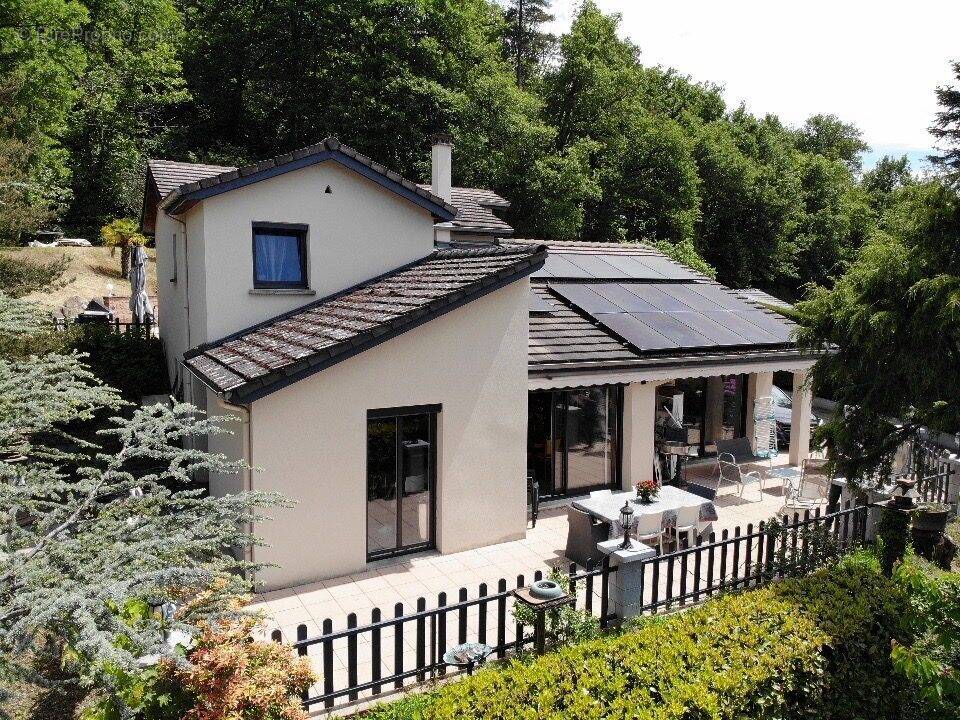 Maison à L'ETRAT