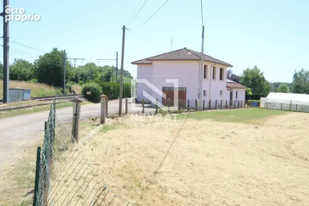 Maison 139 m² à Branges  - photo 4