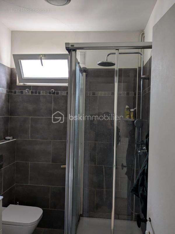 Appartement à PARIS-8E