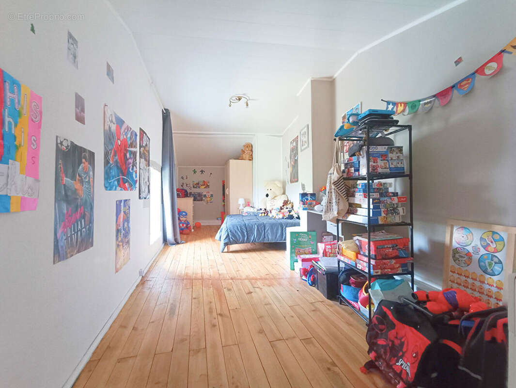 Maison à CHERVES-RICHEMONT