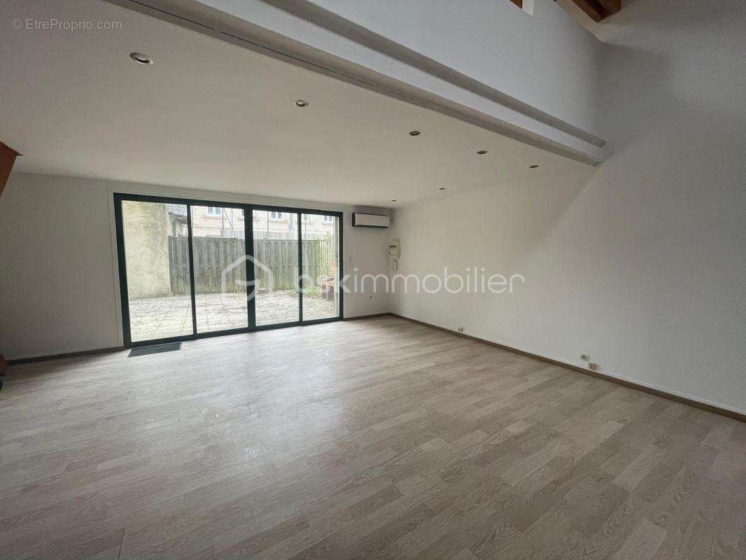 Maison à SAINT-QUENTIN