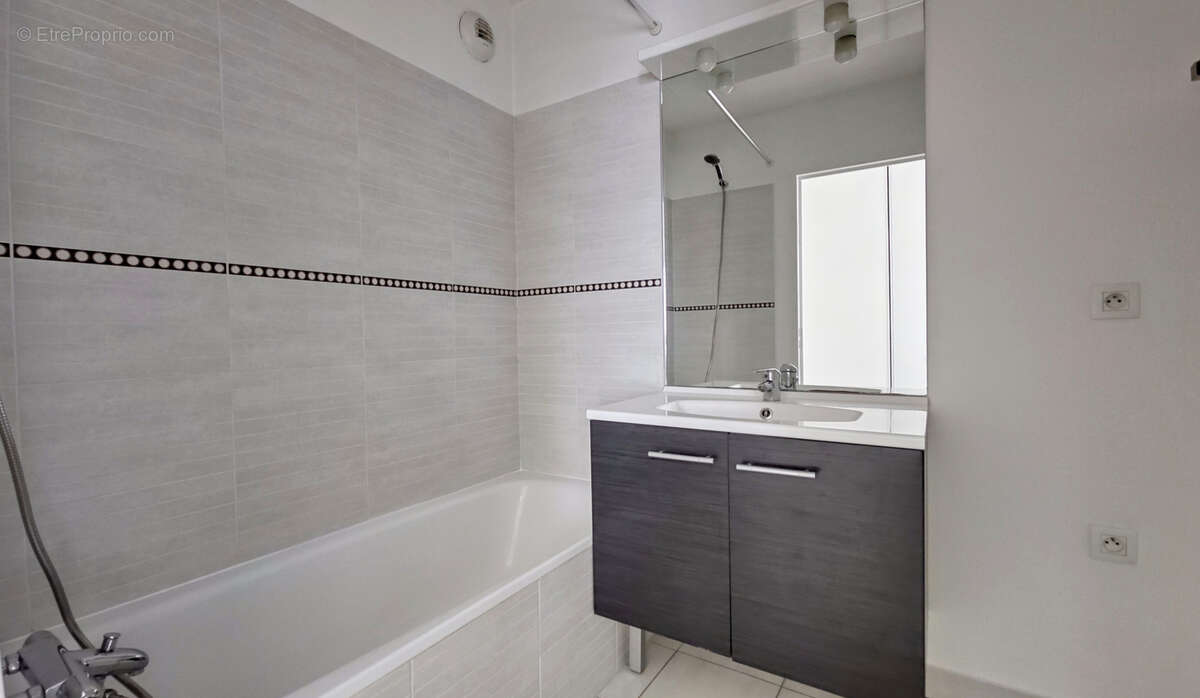 Appartement à LYON-8E