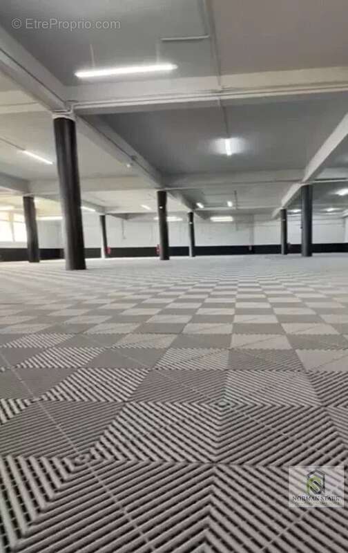 Commerce à ROQUEBRUNE-CAP-MARTIN