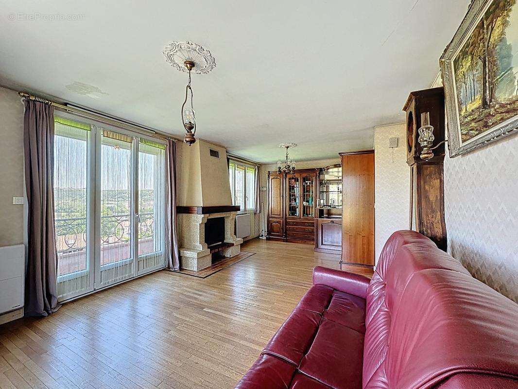 Maison à LOIRE-SUR-RHONE