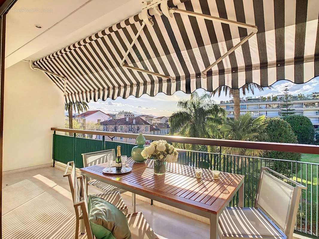 Appartement à CANNES