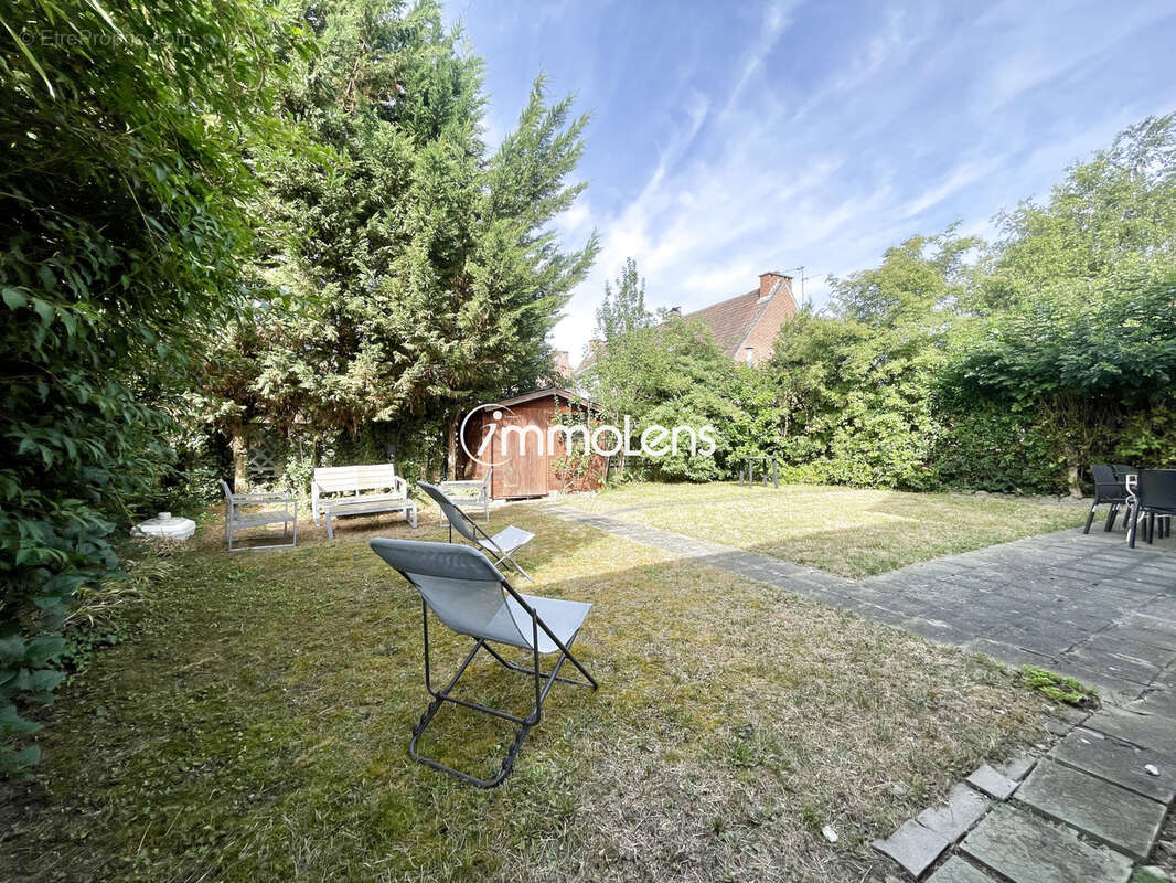 ANNAY - Maison 5 chambres - semi plain pied- jardin - sous-sol - garage - photo 13