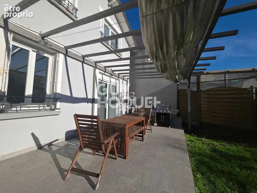 FONTENAY-SOUS-BOIS Maison lumineuse avec 5 chambres, jardin et terrasses - photo 14