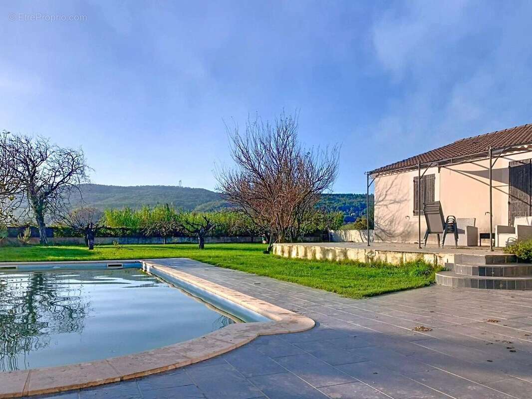 Photo 2 - Maison à TRESQUES