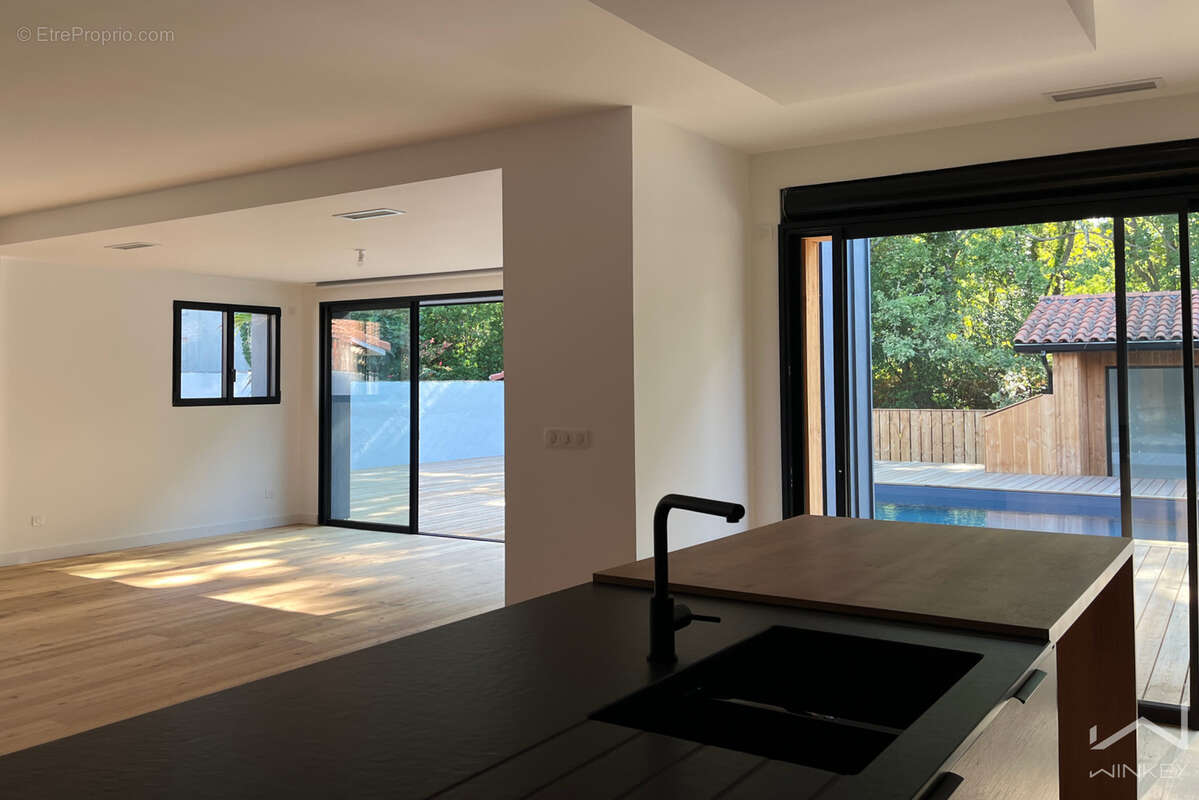 La Hume — Une propriété familiale aux multiples possibilités - photo 7