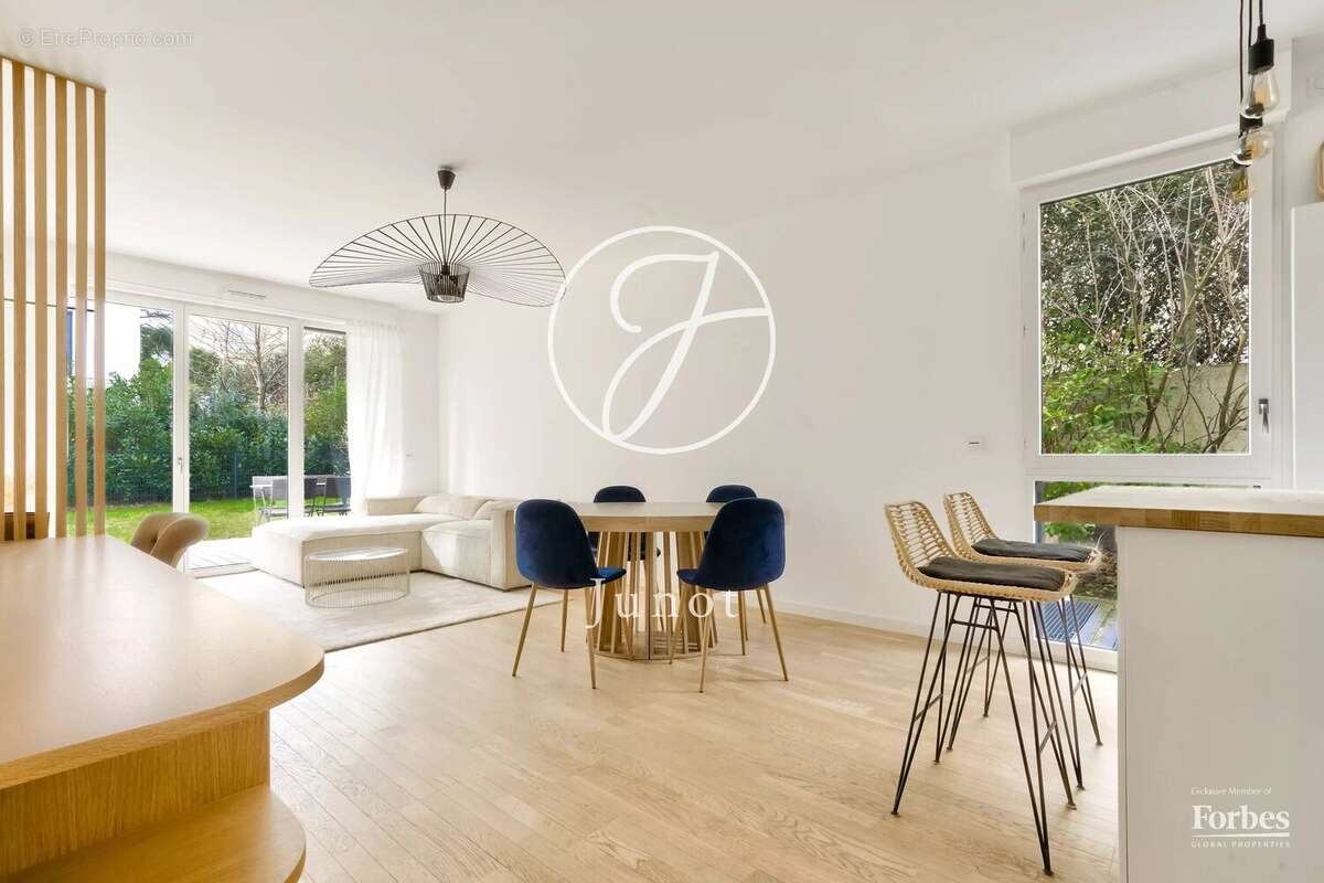 Appartement à GARCHES