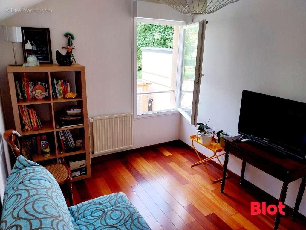 Maison à SAINT-JACQUES-DE-LA-LANDE